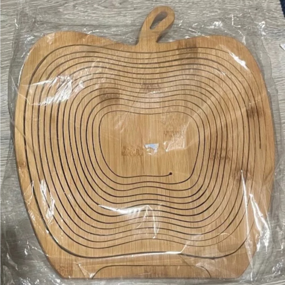 APPLE  FRUIT Collapsible WOOD FRUIT BOWL NEW